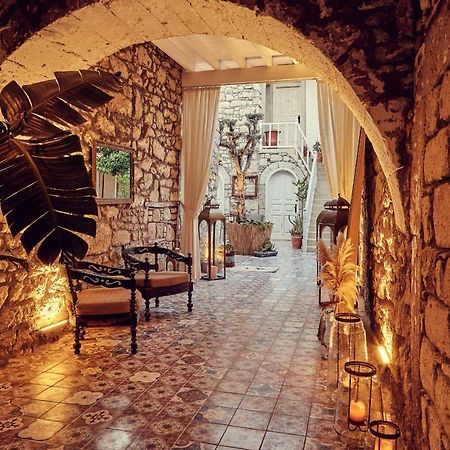 Morisi Avlu Hotel Алакати Екстериор снимка