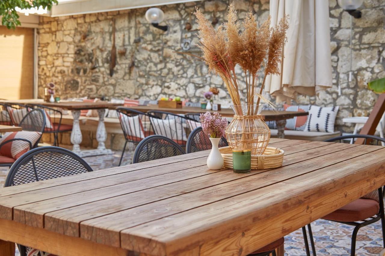Morisi Avlu Hotel Алакати Екстериор снимка